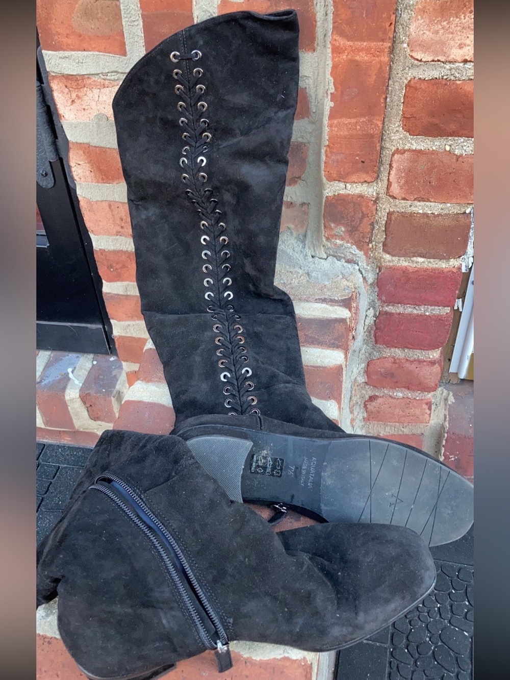 EUC Aquatalia, Black Sz 7.5, suede Knee-High Boots